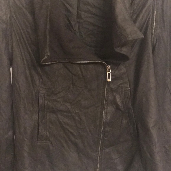Vince Asymmetrical Leather Moto Jacket/Vest Sz: LG - Picture 4 of 7